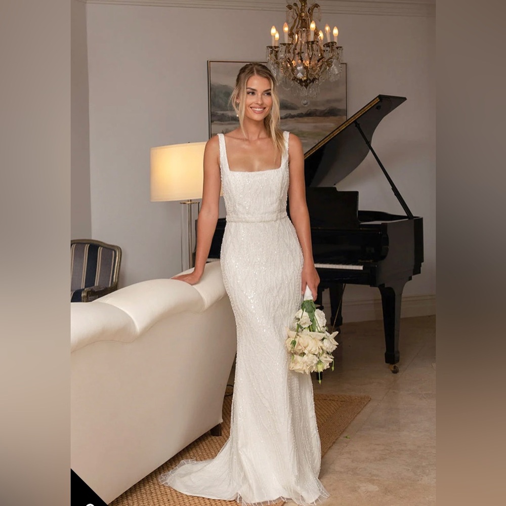 NWT Wedding Dress NEVER WORN